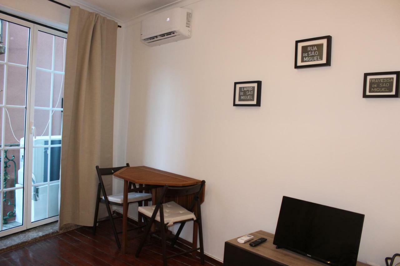 Apartamento S. Miguel Alfama Lisbon Luaran gambar
