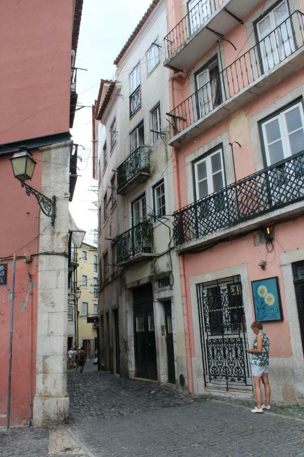 Apartamento S. Miguel Alfama Lisbon Luaran gambar